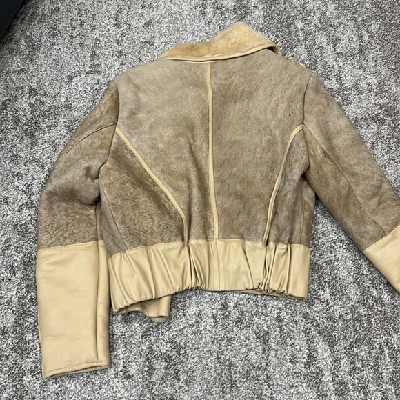 Beautiful warm jacket - Picture 6 of 8